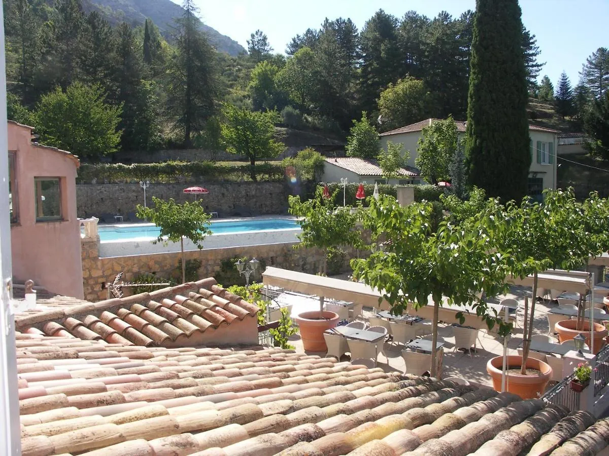 Hotel La Bonne Auberge Moustiers-Sainte-Marie 3*,  France