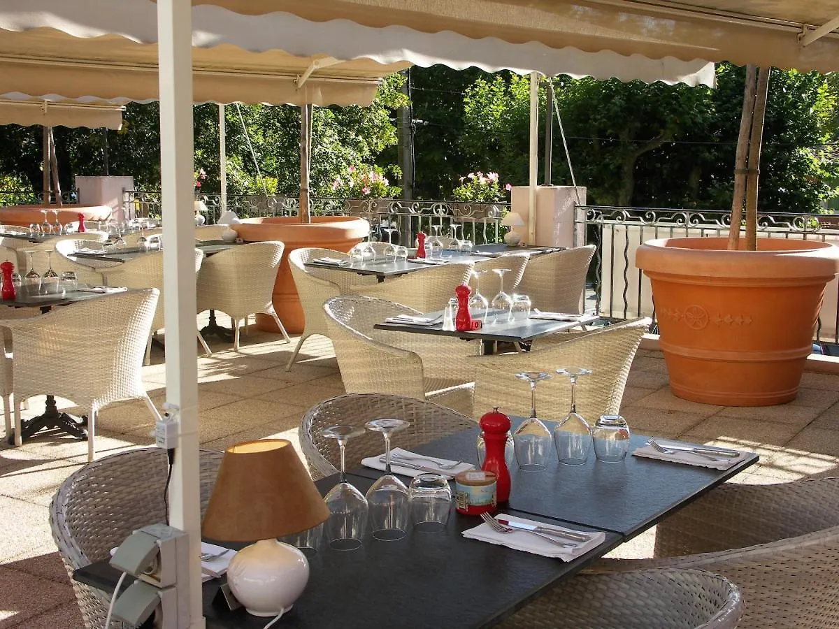 Hotel La Bonne Auberge Moustiers-Sainte-Marie 3*,  France